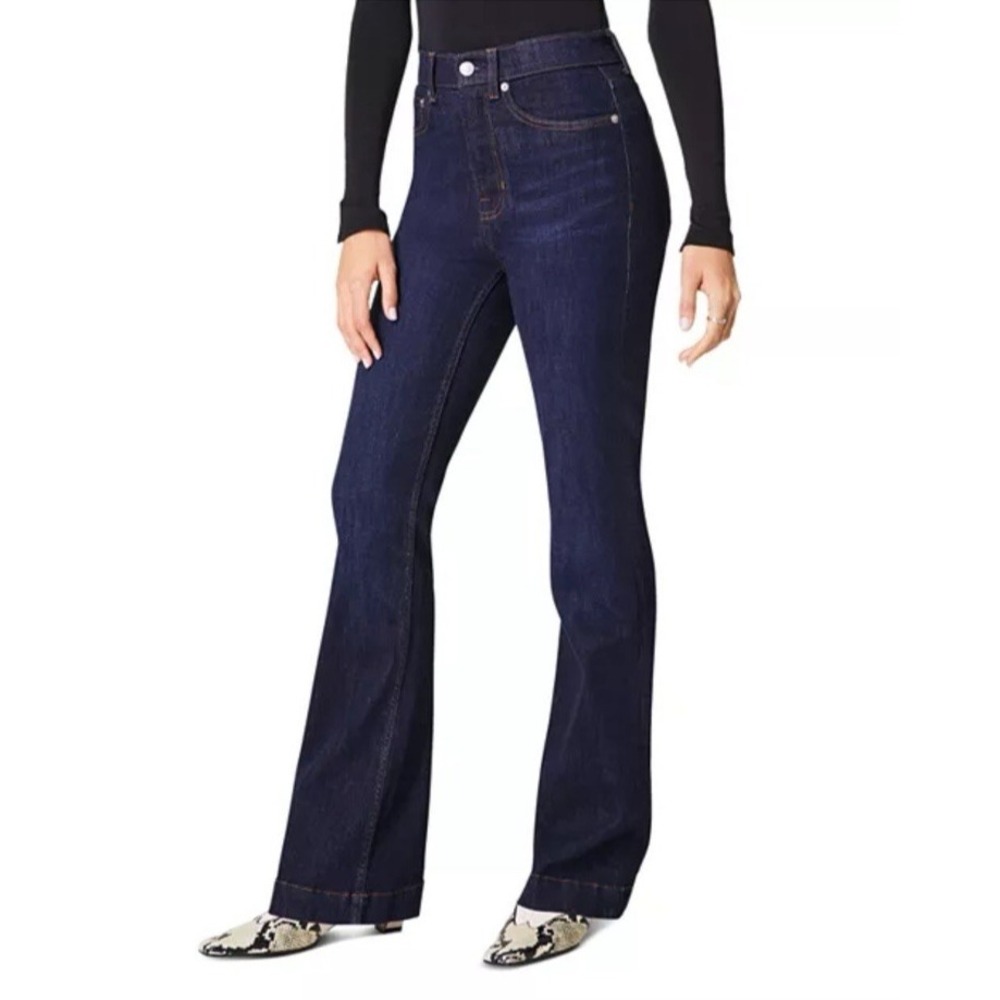 NEW SPANX Flare Jeans Pull On Denim Slimming Dark Wash Cowgirl Stretch SP Petite